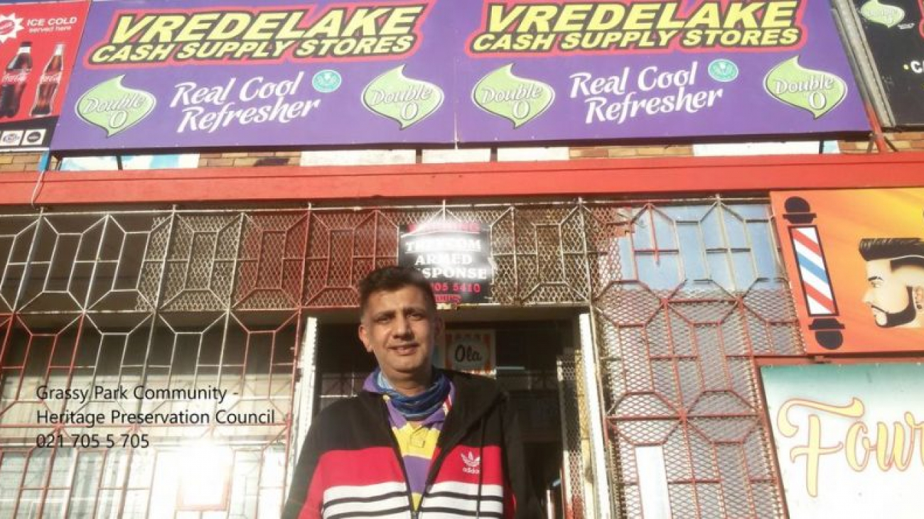 Vredelake-cash-supply-stores-800x445